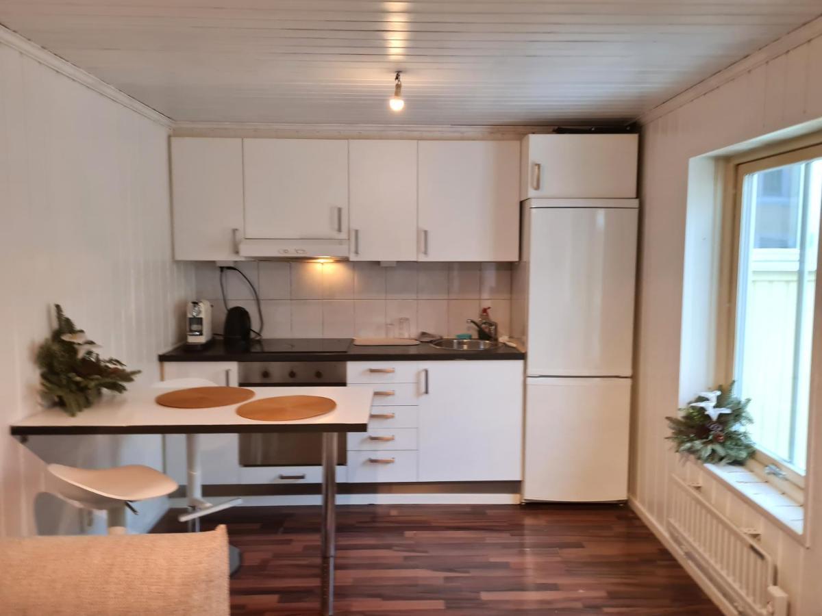 Cozy Apartment In The City Center Of Strömstad Exterior foto